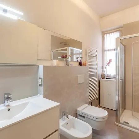 Casa Via Rattazzi Iris